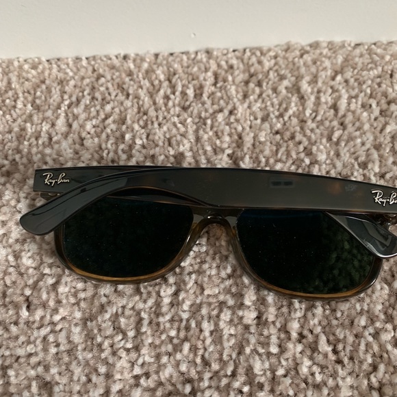 RayBan Wayfarer Polariazed